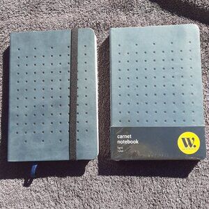 Carnet Ruled Journal Diary 7.5" x 5" 120 Pages Ribbon Marker Elastic Lot (2)